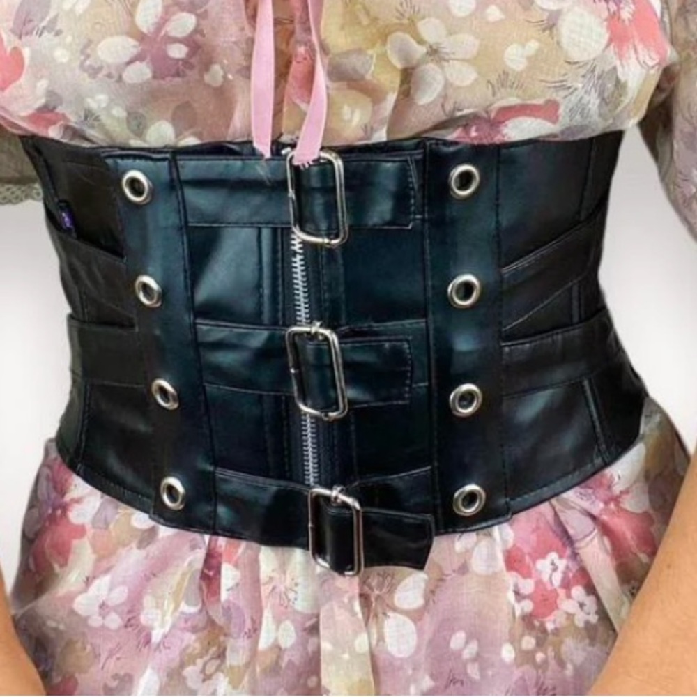 Tripp nyc Black Leather Corset waist Belt